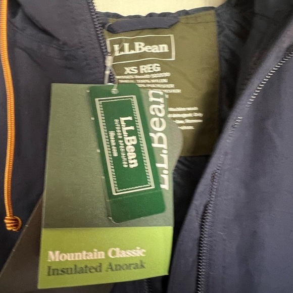NWT LL Bean Mountain Insulated Anorak - Picture 3 of 6